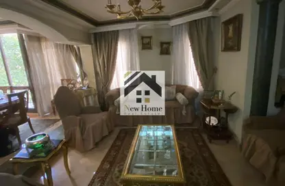 Apartment - 3 Bedrooms - 3 Bathrooms for sale in El Laselky - New Maadi - Hay El Maadi - Cairo
