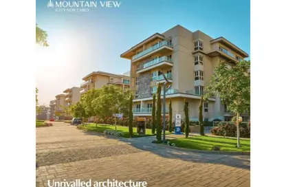 iVilla - 3 Bedrooms - 3 Bathrooms for sale in Mountain View iCity - 5th Settlement Compounds - The 5th Settlement - New Cairo City - Cairo