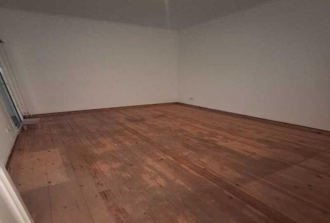 8025000 - Property Image 2