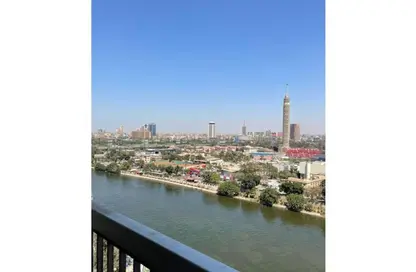 Apartment - 3 Bedrooms - 2 Bathrooms for sale in Nile St. - Dokki - Giza