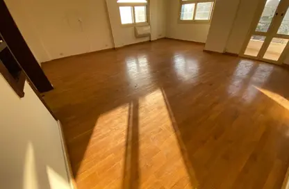 Apartment - 2 Bedrooms - 2 Bathrooms for rent in Beverly Hills Road - 17th District - Sheikh Zayed City - Giza