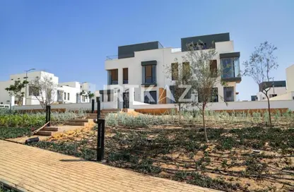 Townhouse - 3 Bedrooms - 3 Bathrooms for sale in Sodic East - 6th District - New Heliopolis - Cairo