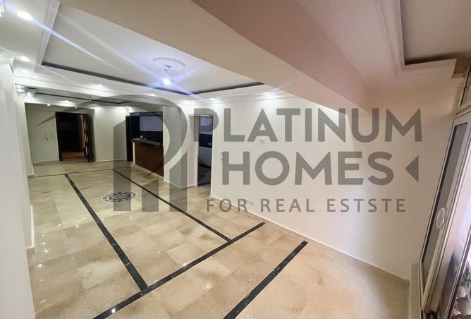 8381807 - Property Image 2