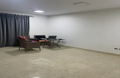 Office Space - Studio - 3 Bathrooms for rent in Al Merghany St. - Ard El Golf - Heliopolis - Masr El Gedida - Cairo