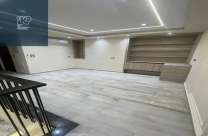دوبلكس - 3 غرف نوم - 4 حمامات للبيع في فيليت - كمبوندات التجمع الخامس - التجمع الخامس - مدينة القاهرة الجديدة - القاهرة