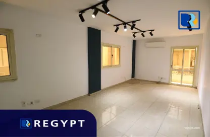 Full Floor - Studio - 3 Bathrooms for rent in Corniche St. - El Mearag City - Zahraa El Maadi - Hay El Maadi - Cairo