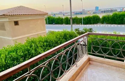 شقة - 3 غرف نوم - 2 حمامات للايجار في مدينة الخمائل - كمبوندات الشيخ زايد - الشيخ زايد - الجيزة