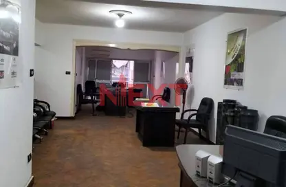 Apartment - 2 Bedrooms - 1 Bathroom for sale in Gamal Abdel Nasser St. - El Mandara - Hay Than El Montazah - Alexandria