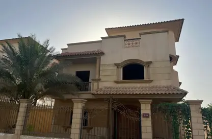 فيلا - 3 غرف نوم - 3 حمامات للبيع في رويال سيتي - كمبوندات الشيخ زايد - الشيخ زايد - الجيزة