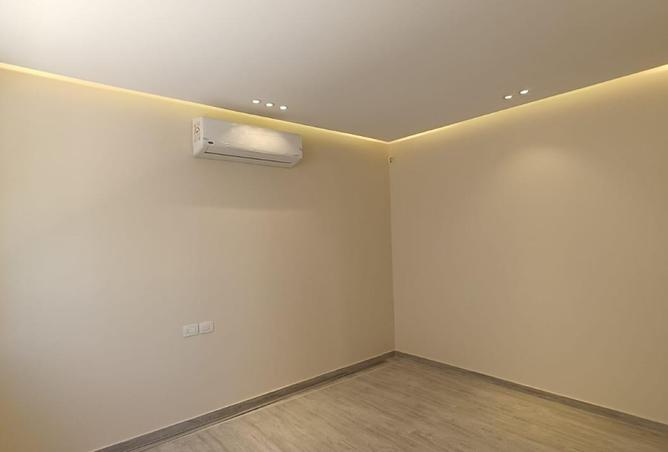 8032557 - Property Image 3