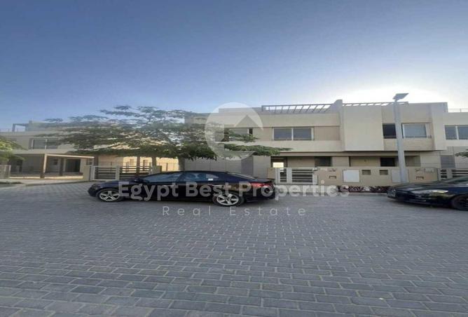 8419639 - Property Image 2