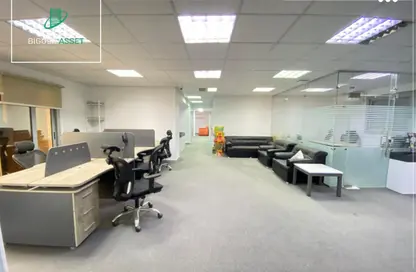 Office Space - Studio - 3 Bathrooms for rent in Cornish El Nile St. - Maadi - Hay El Maadi - Cairo