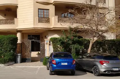 Apartment - 3 Bedrooms - 3 Bathrooms for sale in El Narges Buildings - Al Narges - New Cairo City - Cairo