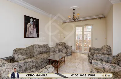 شقة - 3 غرف نوم - 1 حمام للبيع في شارع كمال الدين صلاح - سموحة - حي شرق - الاسكندرية