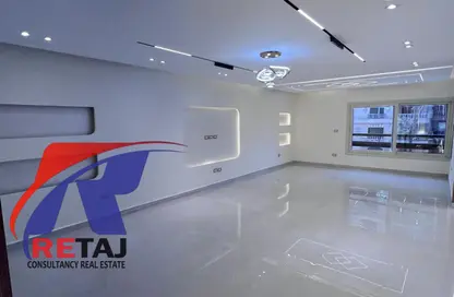 Apartment - 3 Bedrooms - 3 Bathrooms for sale in Abbas Al Akkad St. - 1st Zone - Nasr City - Cairo