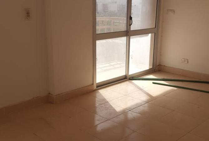 8182946 - Property Image 2