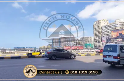 شقة - 3 غرف نوم - 3 حمامات للايجار في طريق الجيش - لوران - حي شرق - الاسكندرية
