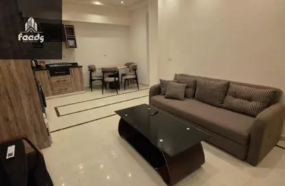 شقة - 3 غرف نوم - 3 حمامات للايجار في عمارات البنفسج - البنفسج - مدينة القاهرة الجديدة - القاهرة