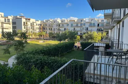 Apartment - 3 Bedrooms - 3 Bathrooms for sale in The Courtyards - Sheikh Zayed Compounds - Sheikh Zayed City - Giza