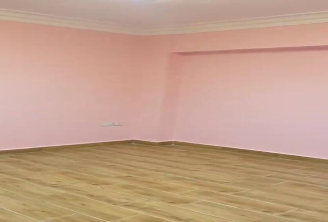 7996011 - Property Image 3