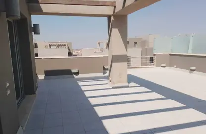 (بنتهاوس  (روف - 3 غرف نوم - 3 حمامات للايجار في فيلدج جيت - المستثمرين الجنوبية - مدينة القاهرة الجديدة - القاهرة