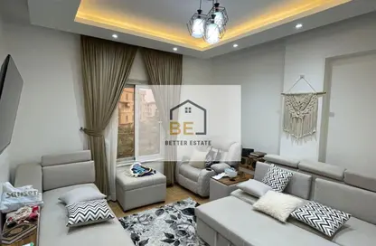 شقة - 3 غرف نوم - 3 حمامات للبيع في طريق الشروق - المجاورة الاولي - الحي التاسع - مدينة الشروق - القاهرة