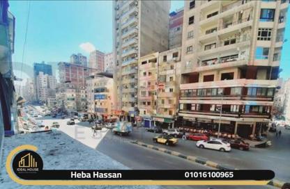 نصف طابق - استوديو - 6 حمامات للايجار في شارع إسكندر إبراهيم - ميامي - حي اول المنتزة - الاسكندرية