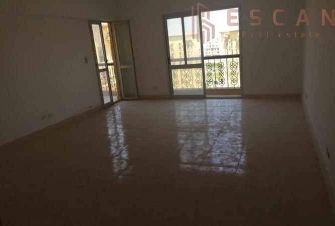 8304471 - Property Image 2