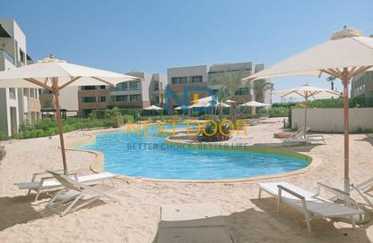 Chalet - 2 Bedrooms - 2 Bathrooms for sale in Azha - Al Ain Al Sokhna - Suez