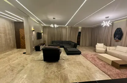 Townhouse - 4 Bedrooms - 4 Bathrooms for rent in Madinaty - Cairo