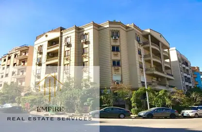 Apartment - 2 Bedrooms - 2 Bathrooms for sale in Al Narges 3 - Al Narges - New Cairo City - Cairo