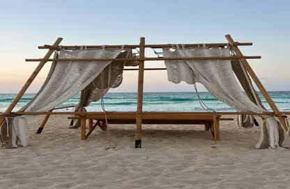 Chalet - 2 Bedrooms - 2 Bathrooms for sale in Seashore - Ras Al Hekma - North Coast