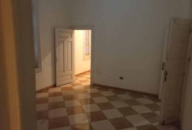 8032912 - Property Image 2