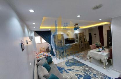 Apartment - 2 Bedrooms - 1 Bathroom for sale in Gardenia City Compound Nasr City - Zahraa Madinat Nasr - Nasr City - Cairo