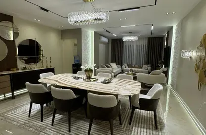 Penthouse - 3 Bedrooms - 3 Bathrooms for sale in Moon Residences - Fifth Square - The 5th Settlement - New Cairo City - Cairo