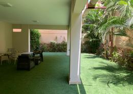 under market price ground with private garden 180m
