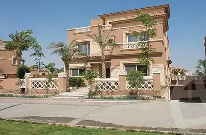 Villa - 5 Bedrooms - 4 Bathrooms for sale in La Nuova Vista - North Investors Area - New Cairo City - Cairo