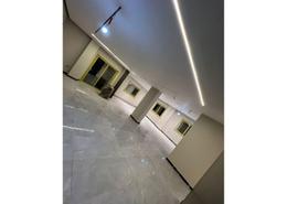 شقة - 4 غرف نوم - 3 حمامات for للبيع in طريق بيفرلي هيلز - الحي السابع عشر - الشيخ زايد - الجيزة