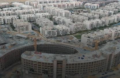 مطعم - استوديو - 1 حمام للبيع في مون ريزيدنس - فيفث سكوير - التجمع الخامس - مدينة القاهرة الجديدة - القاهرة