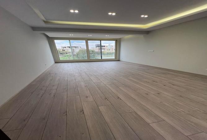 8348958 - Property Main Image