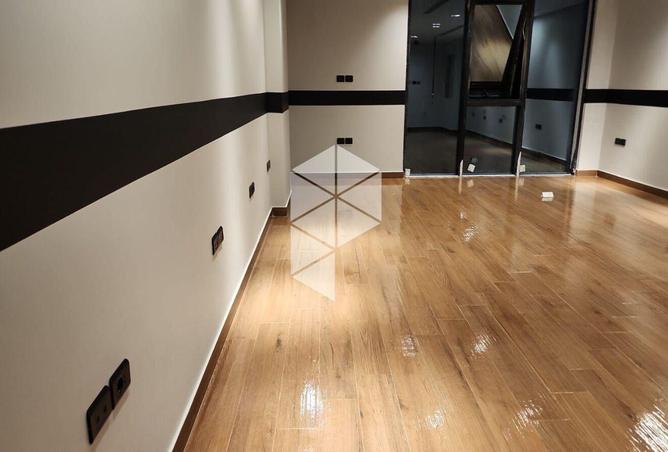 8312230 - Property Image 3