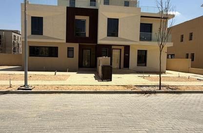 Villa - 4 Bedrooms - 3 Bathrooms for sale in Vye Sodic - New Zayed City - Sheikh Zayed City - Giza