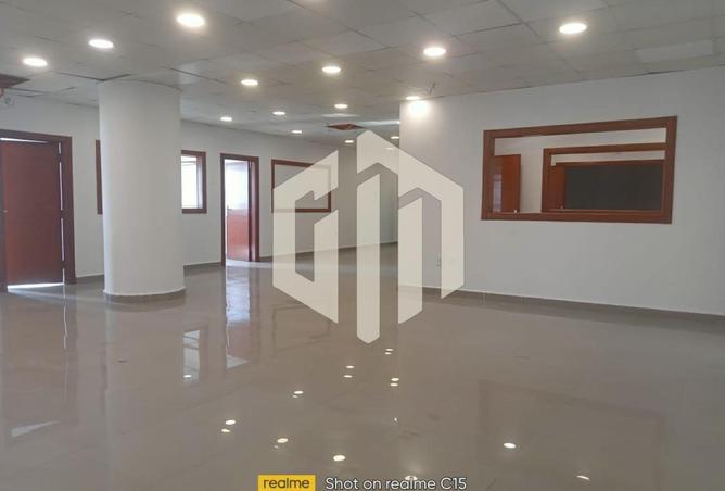 8253790 - Property Image 2