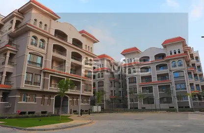 Apartment - 2 Bedrooms - 2 Bathrooms for sale in Mohamed Naguib Axis - Abou El Houl - New Cairo City - Cairo