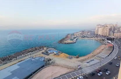 شقة - 2 غرف نوم - 2 حمامات للبيع في ستانلي - حي شرق - الاسكندرية