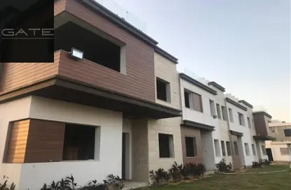 Townhouse - 4 Bedrooms - 4 Bathrooms for sale in Azzar - 5th Settlement Compounds - The 5th Settlement - New Cairo City - Cairo