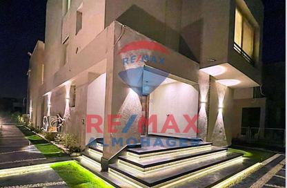 Villa - 4 Bedrooms - 5 Bathrooms for sale in The Crown - Cairo Alexandria Desert Road - 6 October City - Giza