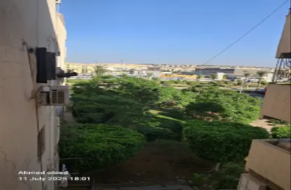 Apartment - 2 Bedrooms - 1 Bathroom for sale in 1st District - Sheikh Zayed City - Giza