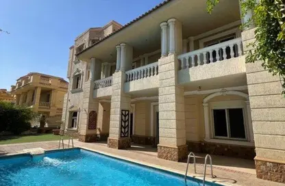 Villa - 6 Bedrooms - 7+ Bathrooms for sale in Maxim - The 1st Settlement - New Cairo City - Cairo