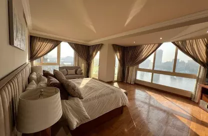 شقة - 4 غرف نوم - 4 حمامات للايجار في شارع عبد العزيز ال سعود - المنيل - حي المنيل - القاهرة